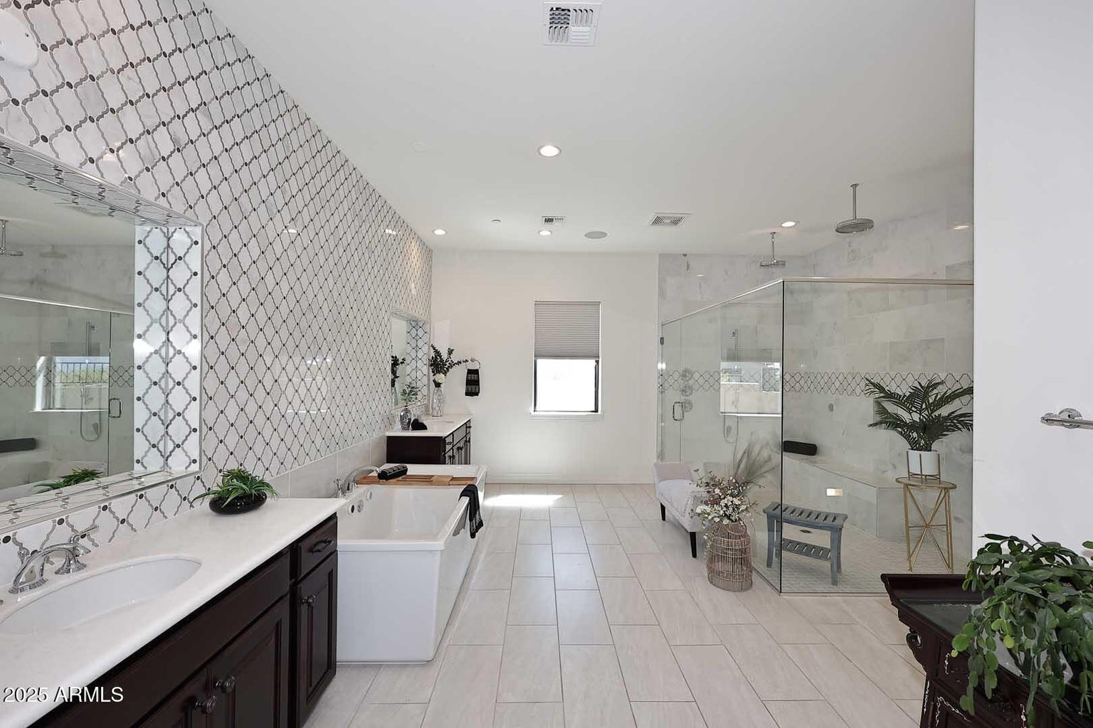 Luxury Villa Transformation thumbnail 15
