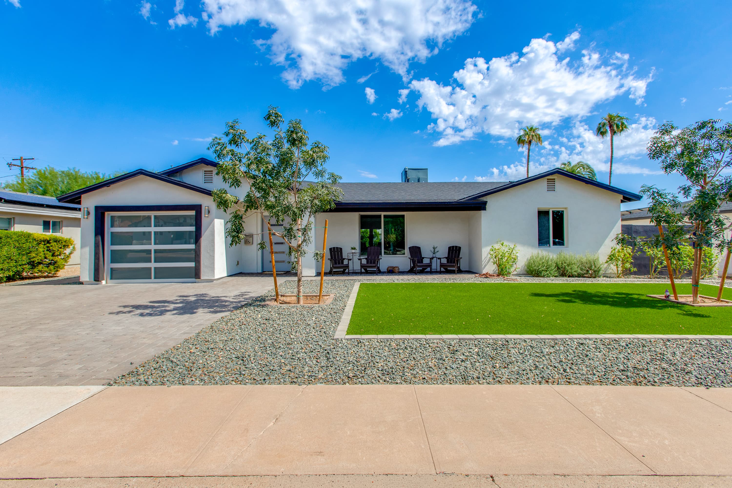 Modern Minimalist Home thumbnail 2